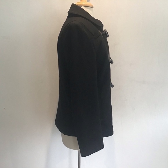 GAP Black Duffle Pea Coat Fully Lined  Horn Toggles over a full zipper Sz Medium - Picture 6 of 13